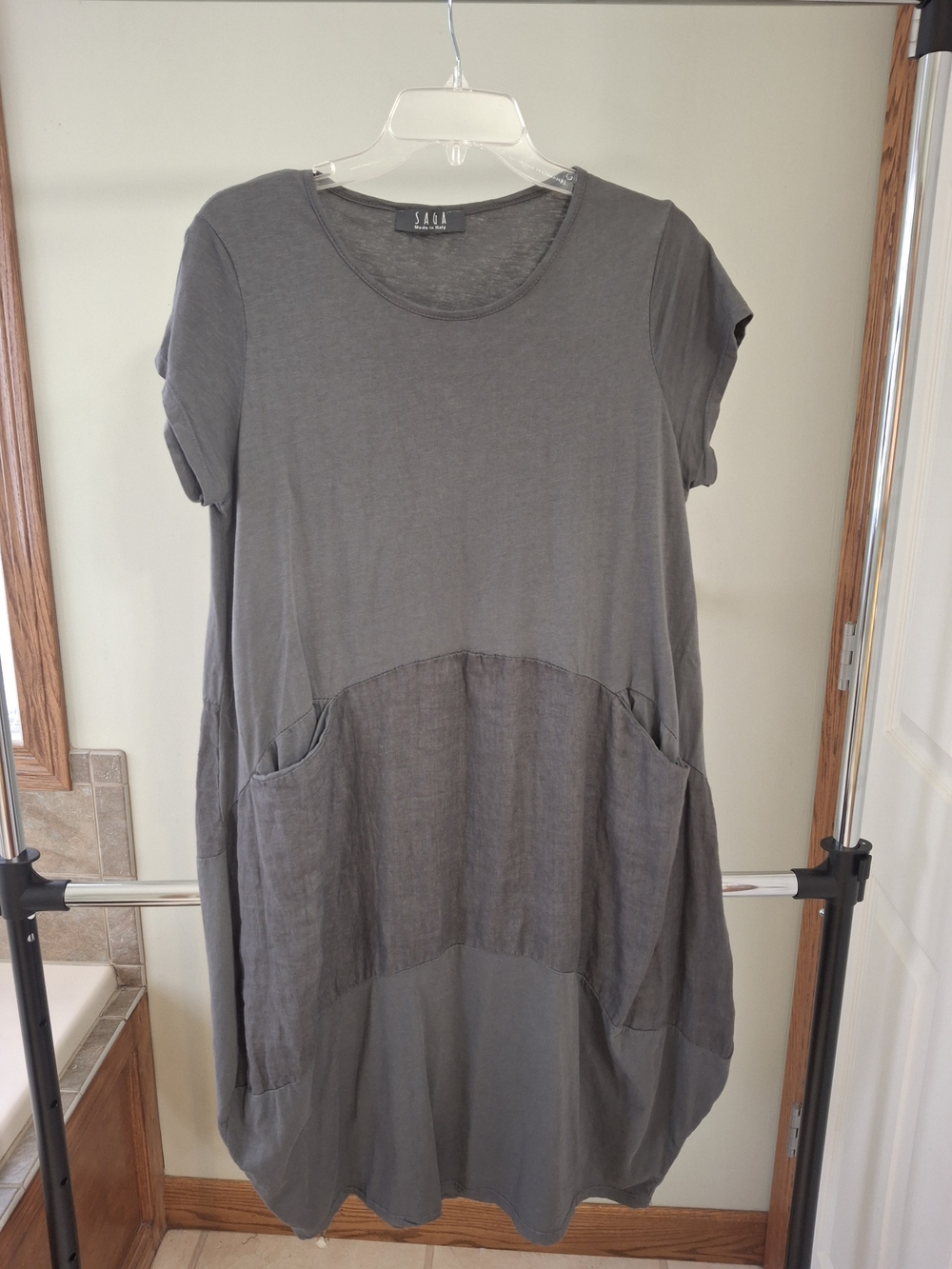 Saga Gray Short Sleeve Pocketed Tunic Dress